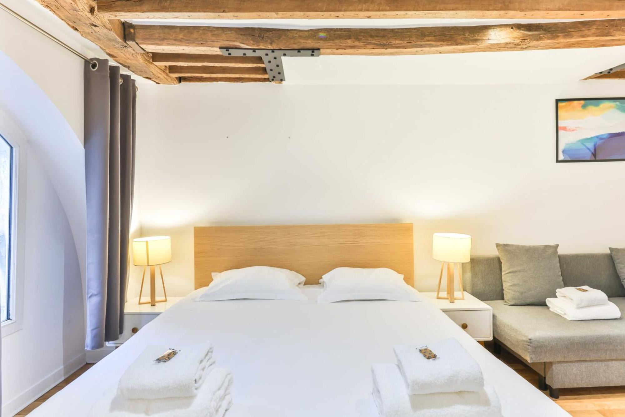 Dazzling Studio Caire Apartment Paris Bagian luar foto