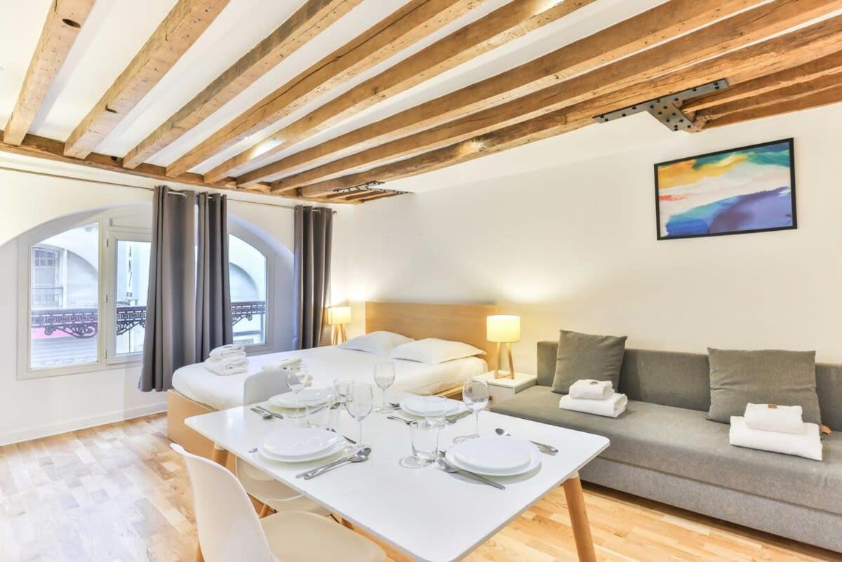Dazzling Studio Caire Apartment Paris Bagian luar foto